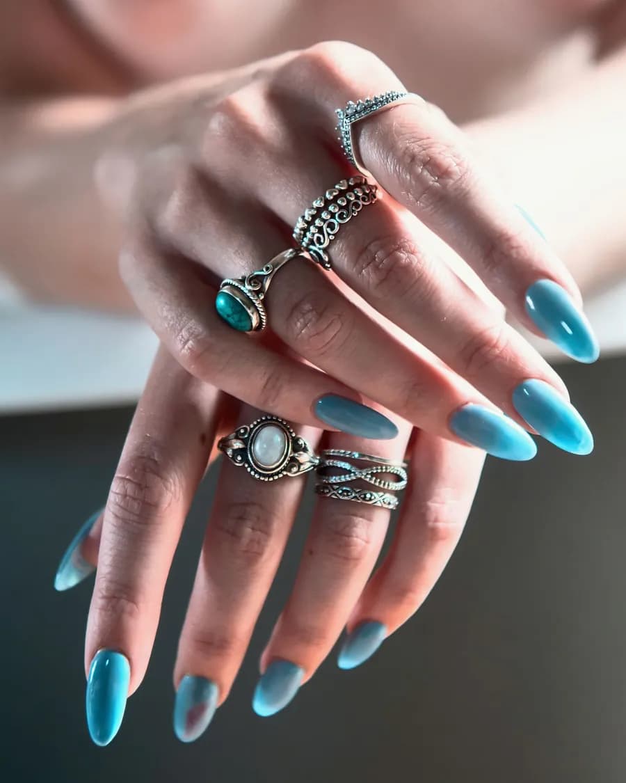 Dégradé Océan — Un ombré turquoise sur longueur. Assumé, solaire.